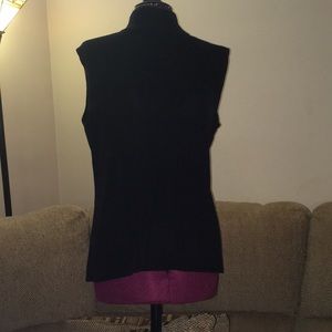 Black turtleneck tank top